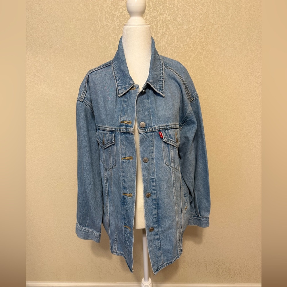 Levi's Women’s Blue Denim Shirt/Jacket NWT- XS